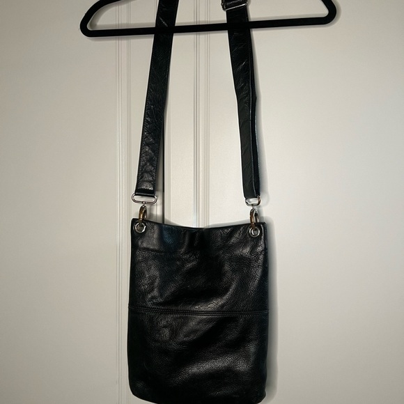 Margot Black Leather Multi Zip Crossbody Purse - Picture 8 of 8